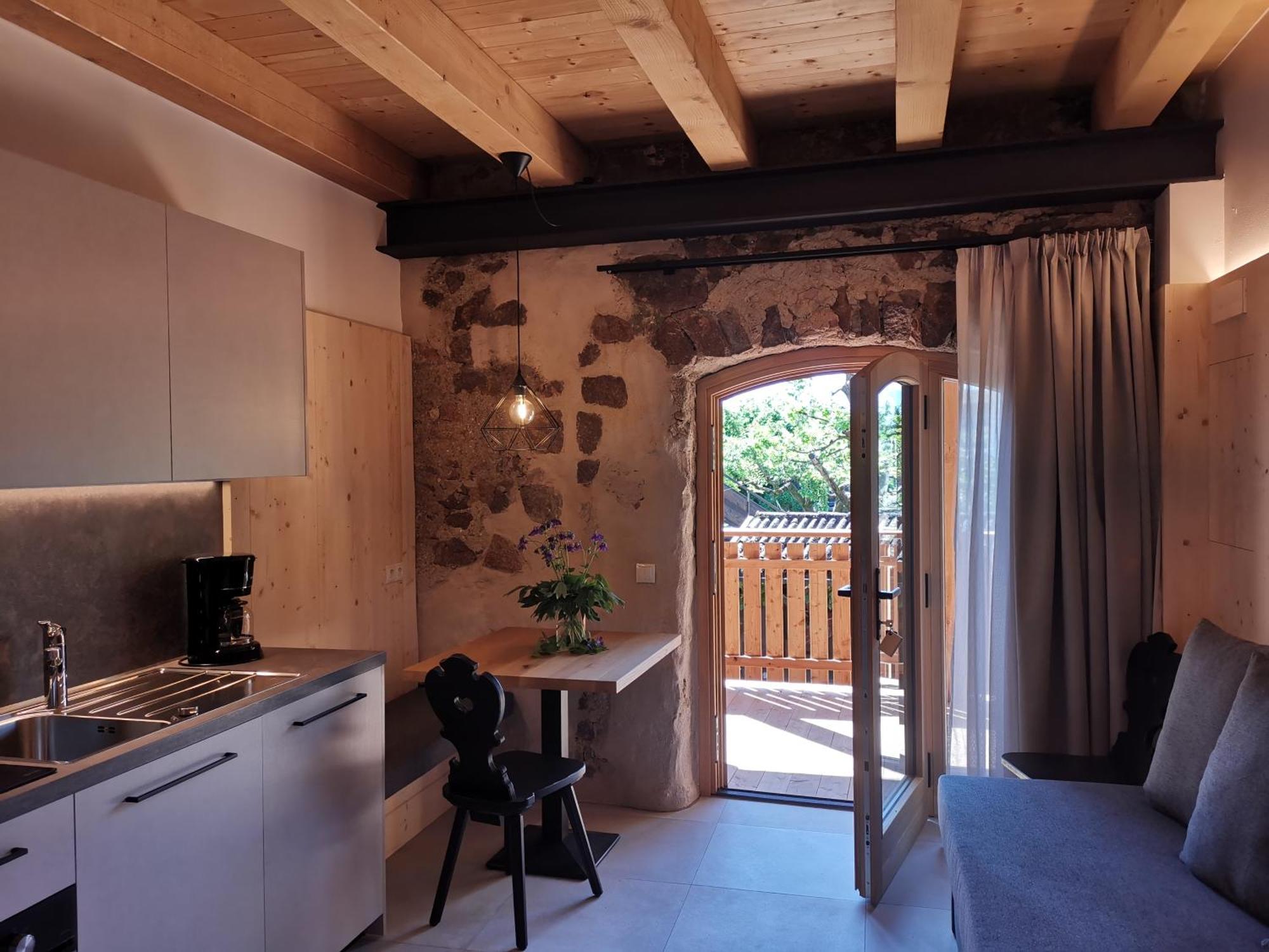 Ansitz Grustdorf Apartment Appiano Sulla Strada Del Vino Ngoại thất bức ảnh
